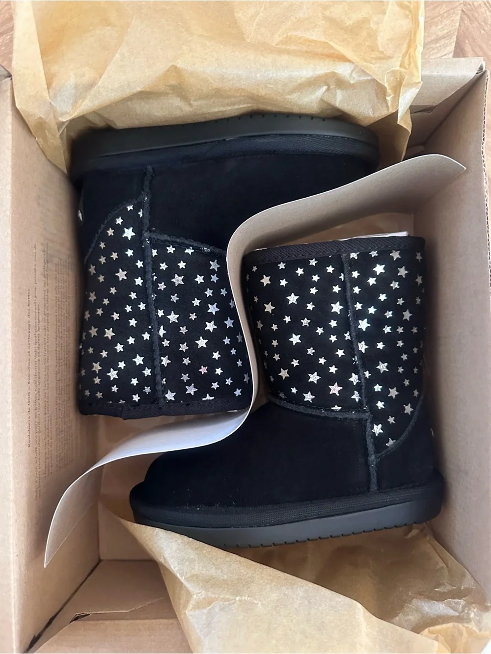 Koolaburra by Ugg NEW black star Koola short boots toddler girls 7
